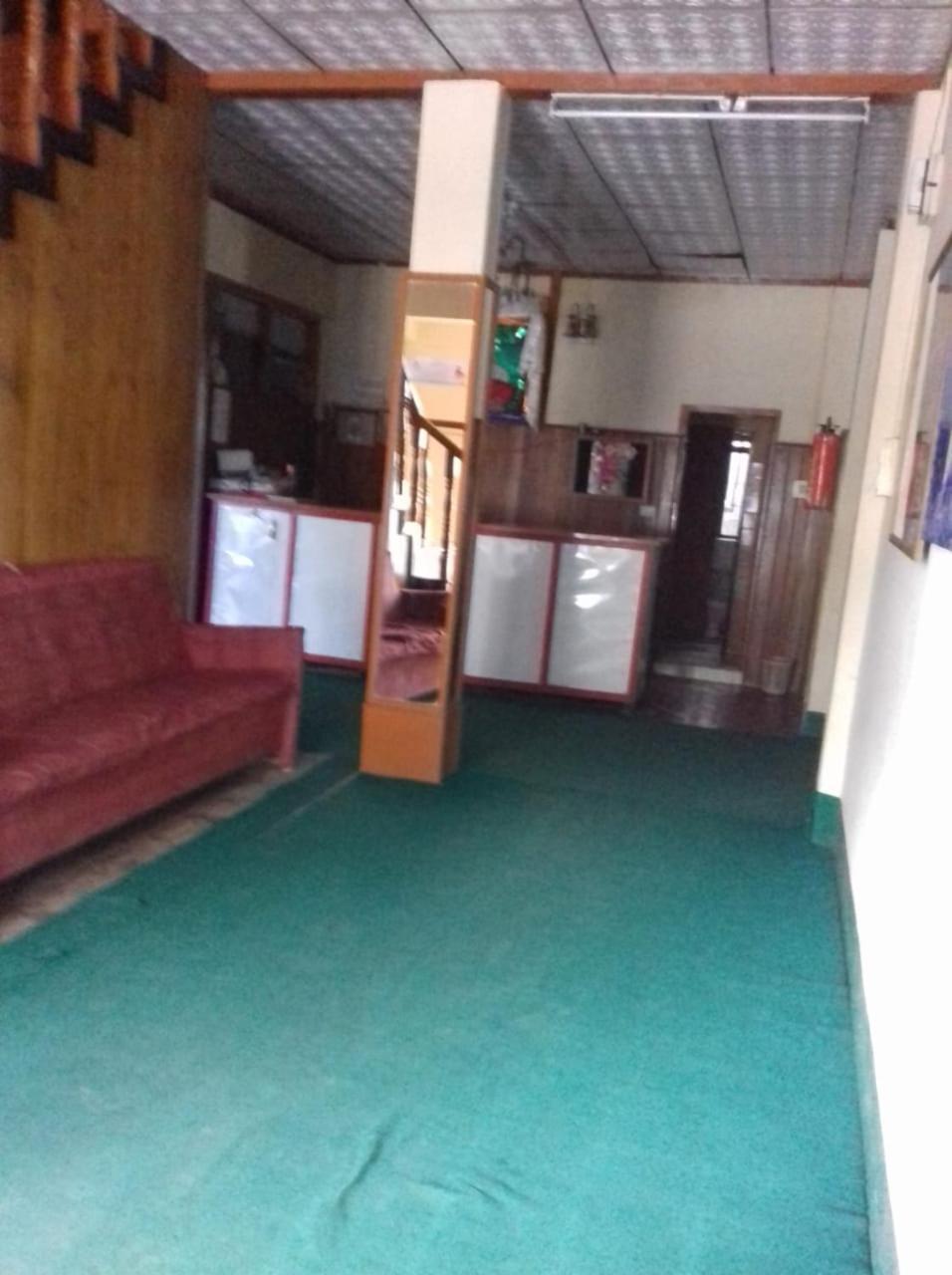 Vamoose Buddha Hotel 达旺 外观 照片
