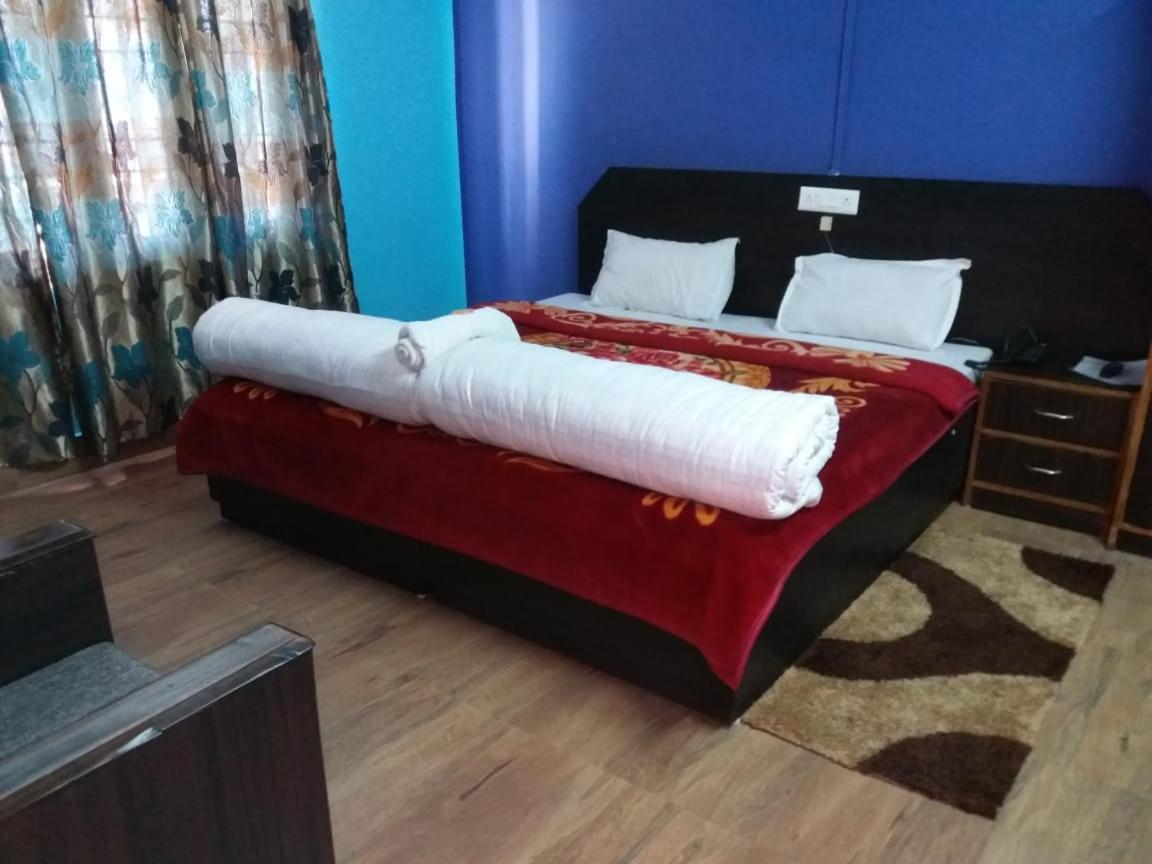 Vamoose Buddha Hotel 达旺 外观 照片